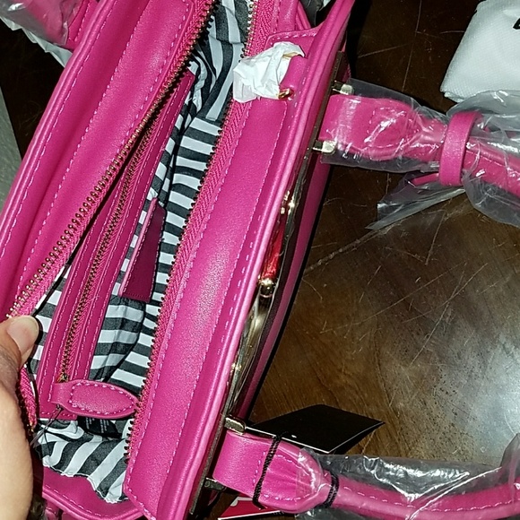 With212 Raspberry Pink Handbag - Picture 5 of 6